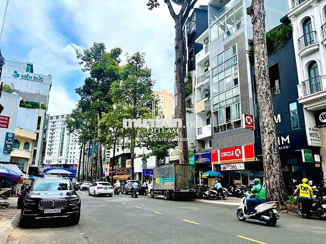  BÙI THỊ XUÂN , QUẬN 1 - 4,2x20m - 5 TẦNG - GIÁ 70 TRIỆU