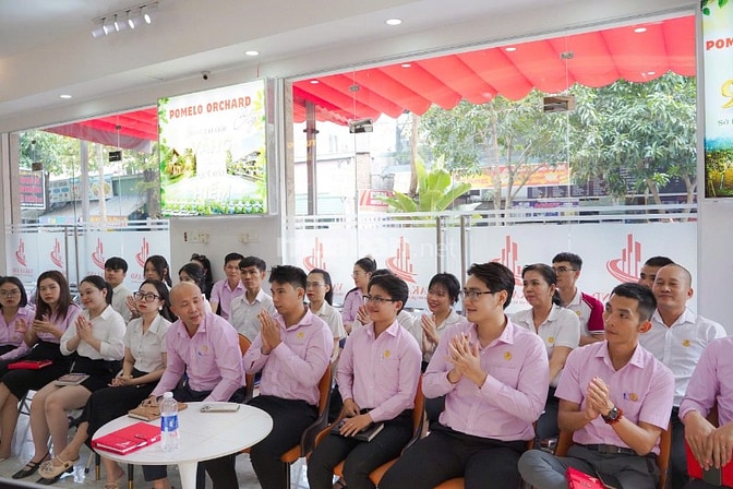 📌 VAKALAND TUYỂN DỤNG – NHÂN VIÊN KINH DOANH BĐS