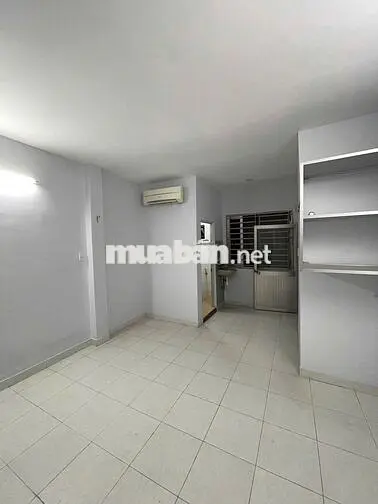 Nhà nguyên căn MT Nguyễn Hữu Dật 4x18 