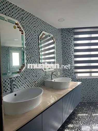 CHO THUÊ CĂN HỘ CAO CẤP  HÙNG VƯƠNG PLAZA – QUẬN 5