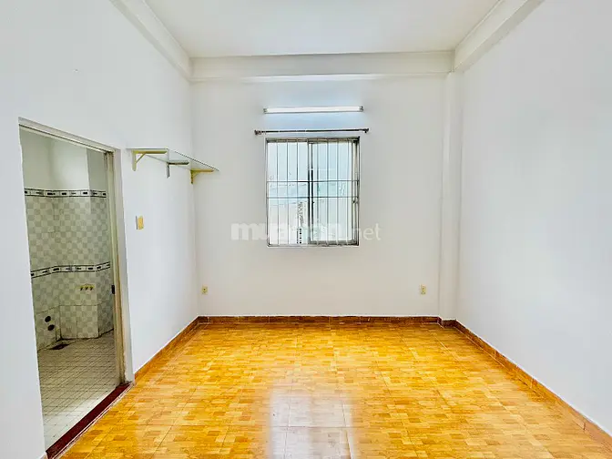 FULL TẦNG - TÁCH BẾP, BAN CÔNG RỘNG - CHỈ 5.8 TRIỆU/THÁNG