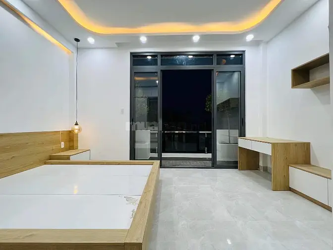 Nhà đẹp- Sang- Hiện đại, 5 phòng ngủ lớn, 5 lầu, Bình Thạnh