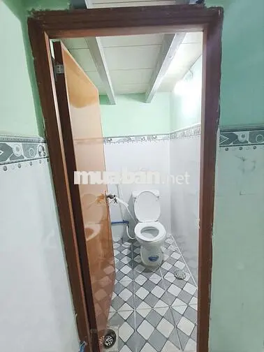 PHÒNG TRỌ NGAY CÔNG VIÊN NƯỚC ĐẦM SEN, ĐẠI HỌC HỒNG BÀNG.