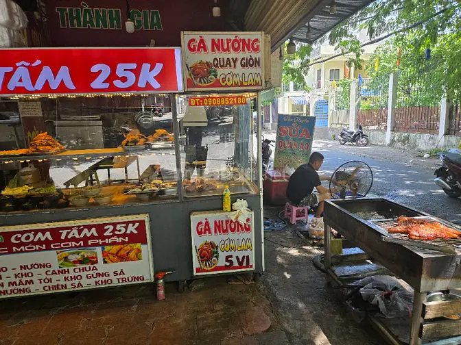 Sang lại quán cơm cơm tấm giá rẻ 