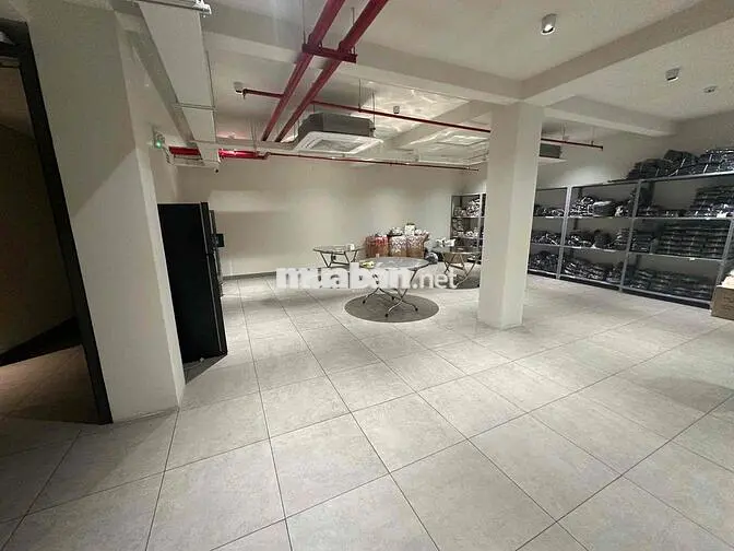 CHO THUÊ TÒA NHÀ HOA LAN, PHÚ NHUẬN – 12x16M – THANG MÁY – GIÁ 149TR
