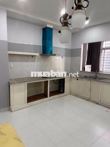 🏠🔥 PHÒNG ĐẸP KDC 13E – CÓ GIƯỜNG & TỦ LẠNH – CHỈ 3.5 TRIỆU