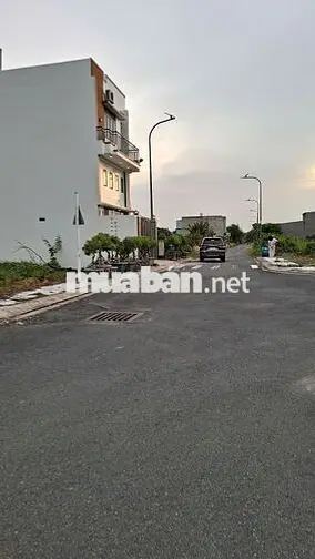 Đất thổ cư 5,5 x15m đường bến than, KDC hiện hữu giá 1,6 tỷ