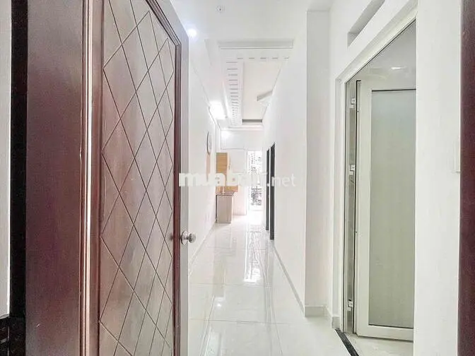 2PHONG NGỦ - BAN CÔNG - FULL NỘI THẤT - CỬA SỔ TRỜI