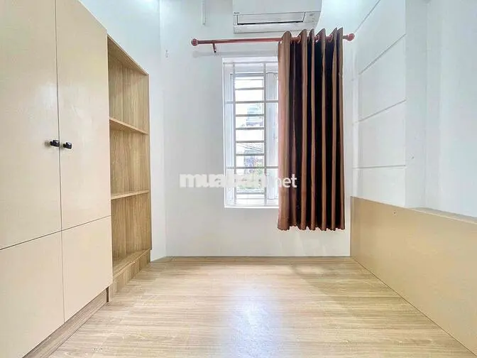 2PHONG NGỦ - BAN CÔNG - FULL NỘI THẤT - CỬA SỔ TRỜI