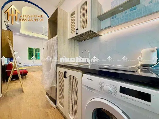 Cho thuê 1pn tách bếp ban công rộng 40m2 siêu thoáng ngay Trường Sa