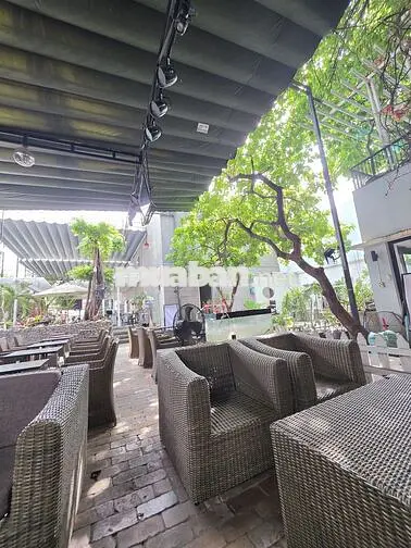 Cho thuê nhà mặt tiền ngang 8m Phan Văn Hớn