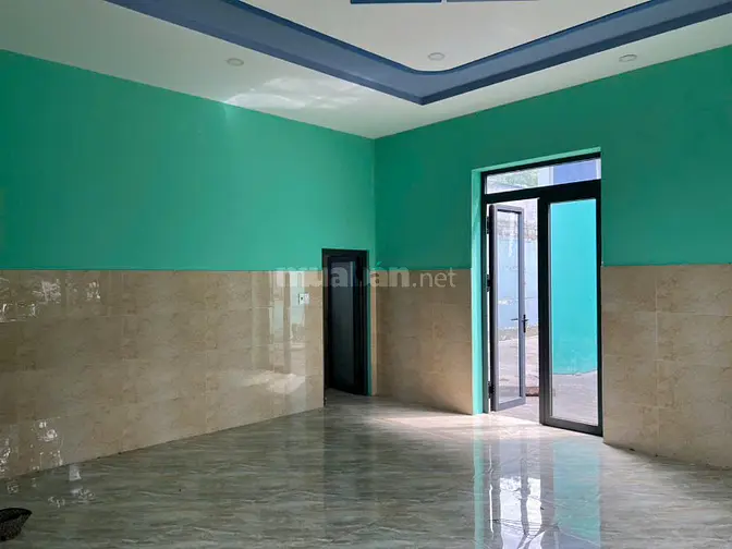 Cho thuê nhà xưởng 3500 m2 trong khuôn viên 6000 m2 , Bến lức, Long an