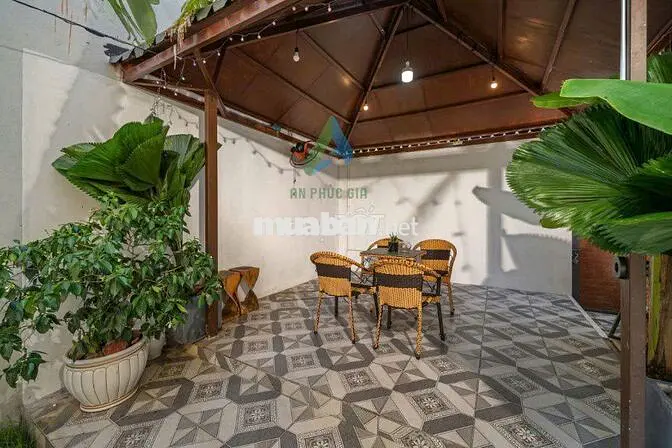 Cần cho thuê nhà biệt thự 3 tầng đường Bùi Thiện Ngộ, Hòa Xuân full NT