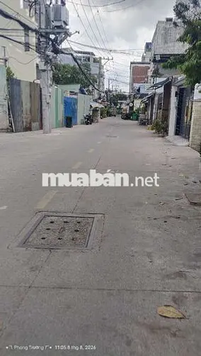 Nhà mặttiền 4❌20 nở hậu 5❌20 tiện vừa ở vừa kd buôn bán gần nhà thờ LQ