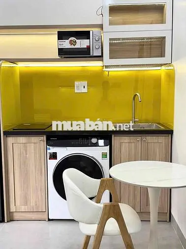 Căn hộ_Full nội thất_Cửa sổ to thoáng ánh sáng tự nhiên_phòng mới sạch