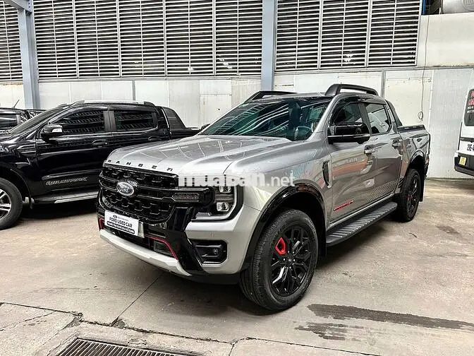 Ford Ranger Stormtrak 2024, bảo hành 2027, vay 75%