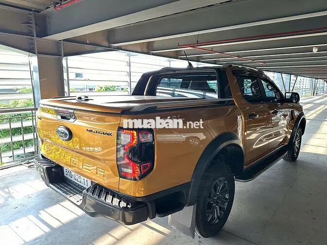 Ford Ranger Wildtrak 2023 4x4 bảo hành 2028