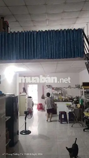 Nhà mặttiền 4❌20 nở hậu 5❌20 tiện vừa ở vừa kd buôn bán gần nhà thờ LQ