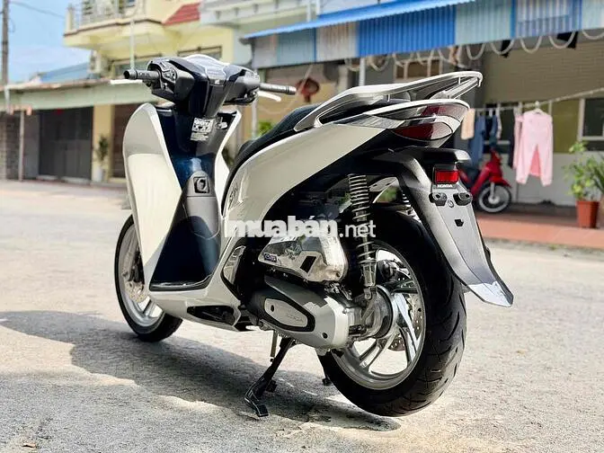 Honda SH 125 ABS 2024 Trắng 3000 km