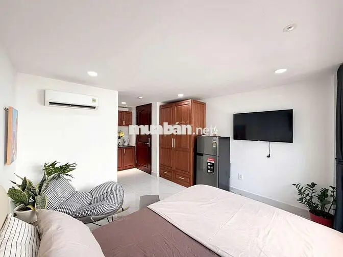 CỬA SỔ BAN CÔNG 3 PHÚT ĐI SÂN BAY - CHO THUÊ NGẮN HẠN DÀI HẠN FULL NT