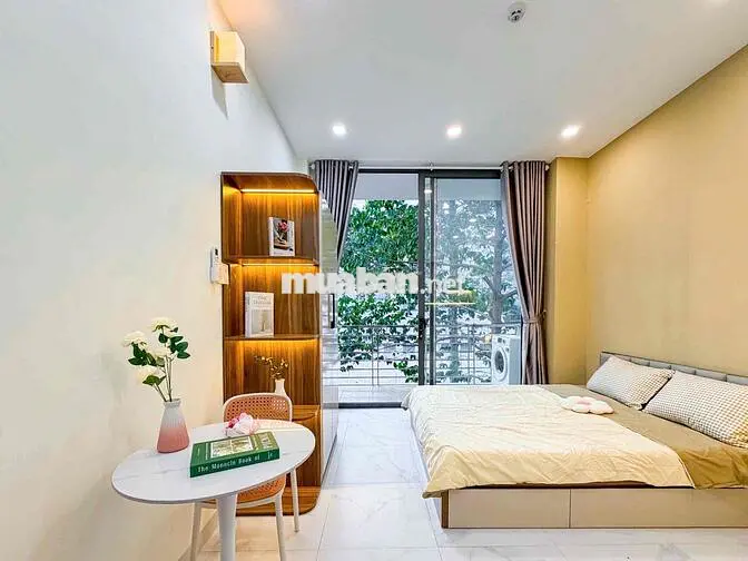 CHO THUÊ PHÒNG BAN CÔNG 30M2 - NỘI THẤT TIỆN NGHI NGAY TRUNG TÂM Q10