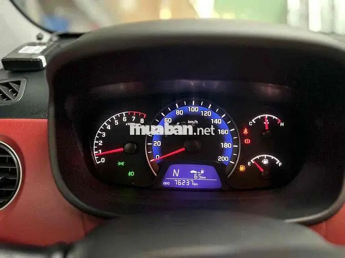 Hyundai Grand i10 2019 Số tự động Trắng