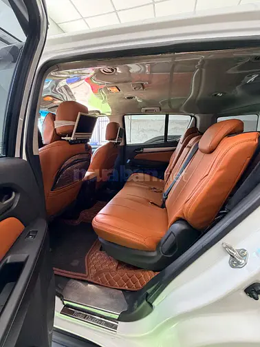 Chevrolet đời 2018 máy dầu số tự động