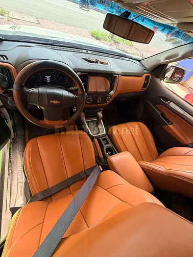 Chevrolet đời 2018 máy dầu số tự động