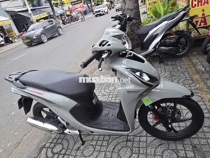 Vision 2024 bánh lớn.BS:59LA-22304,xe đẹp.áo keo