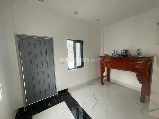 Nhà riêng mới tinh thang máy ngõ 42 phố thịnh liệt gần giáp nhị dt65m2