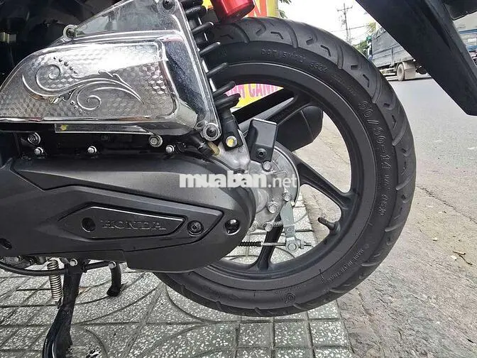 Vision 2024 bánh lớn.BS:59LA-22304,xe đẹp.áo keo