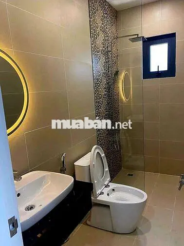 cho thuê nhà đg.lạc long quân.p10.tân bình