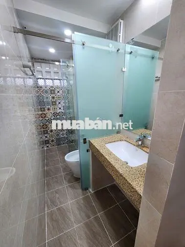 Căn hộ ban công 30m2 mới xây siêu sang, full NT, Trung tâm Q3, 7.5tr