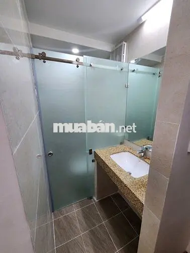 Căn hộ ban công 30m2 mới xây siêu sang, full NT, Trung tâm Q3, 7.5tr