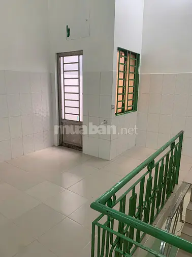 Nhà trọ 1 trệt 1 lầu 32m2 gần chợ và trường học nằm trong khu an ninh
