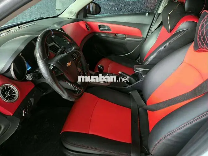 Chevrolet Cruze MT 2015 Số sàn Trắng