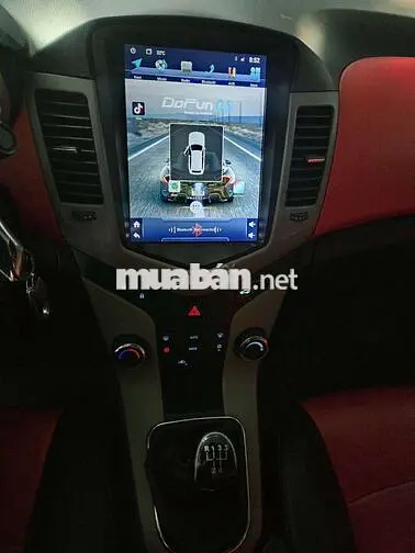 Chevrolet Cruze MT 2015 Số sàn Trắng