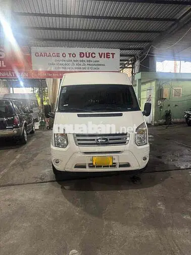 Ford Transit 2016 Tải van 6 chỗ Trắng