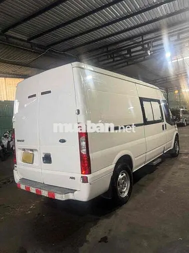 Ford Transit 2016 Tải van 6 chỗ Trắng