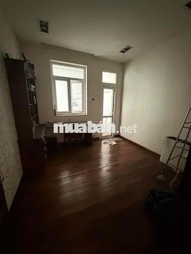 MẶT TIỀN KHU HỌ LÊ - 8 x 20 - TRỆT 3 LẦU ST - NHẬN NGAY