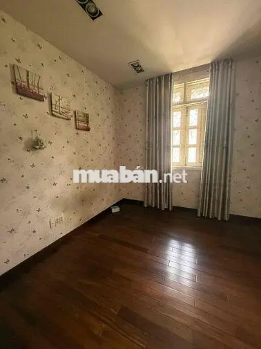MẶT TIỀN KHU HỌ LÊ - 8 x 20 - TRỆT 3 LẦU ST - NHẬN NGAY