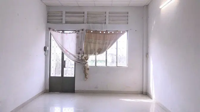 CHO THUÊ NHÀ MẶT TIỀN LẠC LONG QUÂN P5 Q11 LỀ ĐƯỜNG SIÊU RỘNG