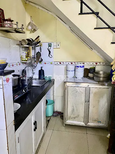 CHO THUÊ NHÀ MẶT TIỀN LẠC LONG QUÂN P5 Q11 LỀ ĐƯỜNG SIÊU RỘNG