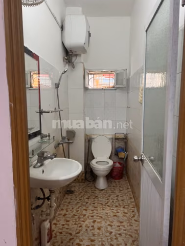 Cho thuê nguyên căn khu nguyễn chính,3ngu, 3vs khép kín, đủ đồ