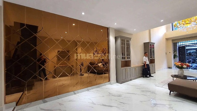 CHÍNH CHỦ bán nhà MẶT TIỀN đường Đinh Công Tráng - thương lượng Mạnh