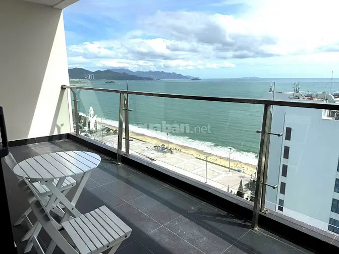 Bán căn hộ biển Maple Tầng Cao View Biển quảng trường biển Nha Trang 