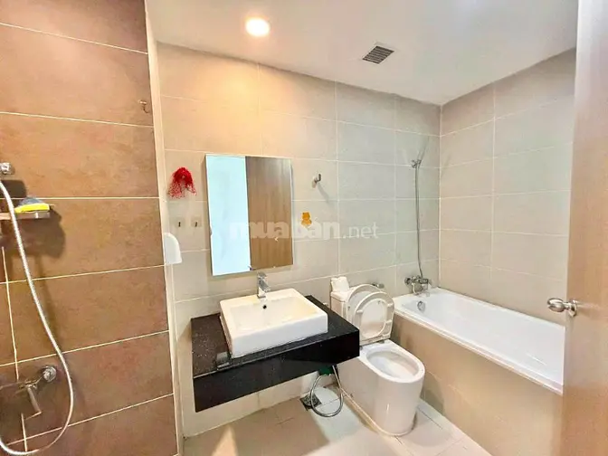 Chung cư Hoa Sen-Lạc Long Quân Q.11 Full nt 105m2, 3PN/ giá 13,5 tr/th