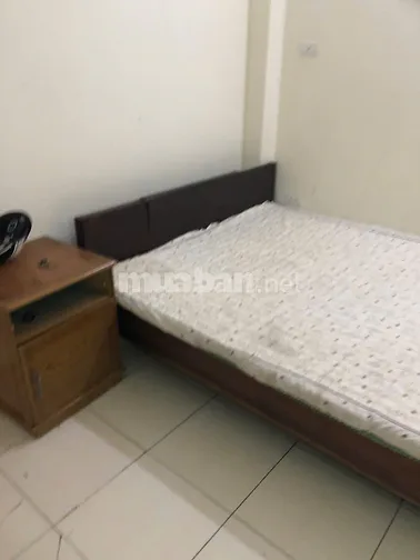 Cho thuê phòng tầng 3 rộng 26 m2