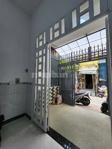Chủ nhiệt giảm chào cần bán gấp nhà gần khu dân cư tên lửa.
