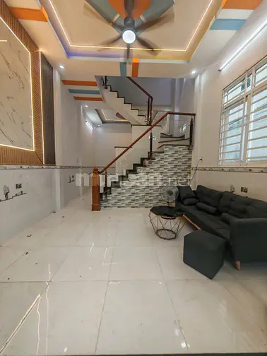 Sỡ hữu nhà ngay nguyễn văn bứa hóc môn 4x11m đường 5m 565 triệu